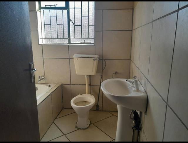 4 BEDROOM HOUSE FOR SALE IN EMDO PARK